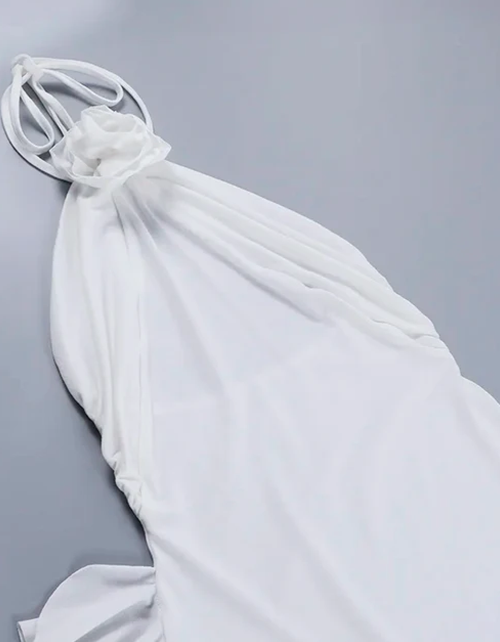 Vestido com Decote em V Priscila