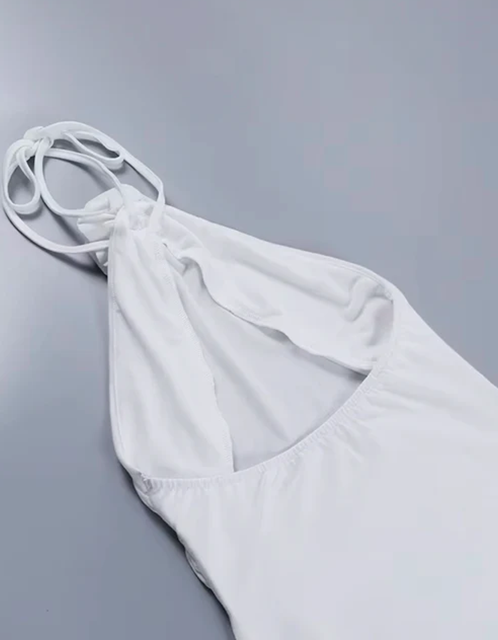 Vestido com Decote em V Priscila
